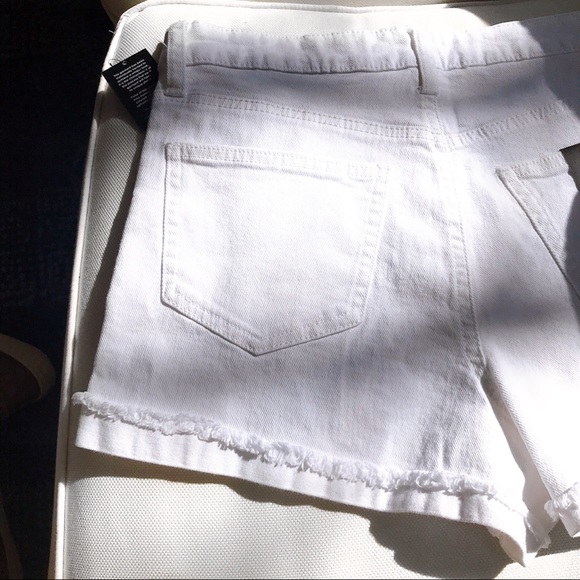 🐚 THE DEB CURVY HI-RISE WHITE JEAN! - Picture 7 of 12